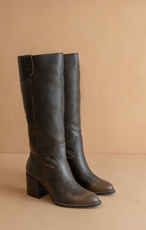 Western Bucket Boot