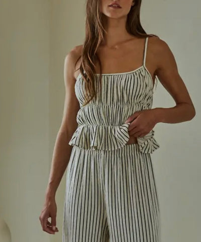 Ruffle Top